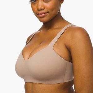 🆕 Lululemon Hold True Bra in Soft Sand 34E nwot